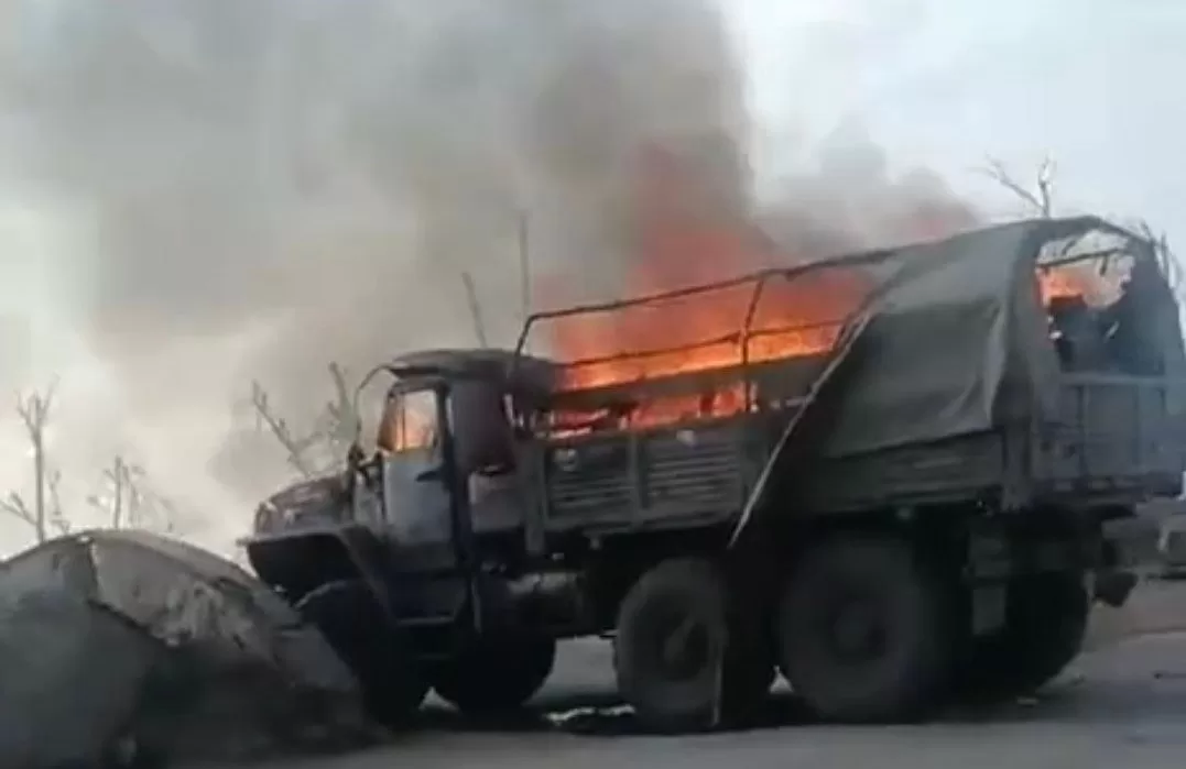 Знищена російська вантажівка на Донеччині / Фото: t.me/lost_warinua