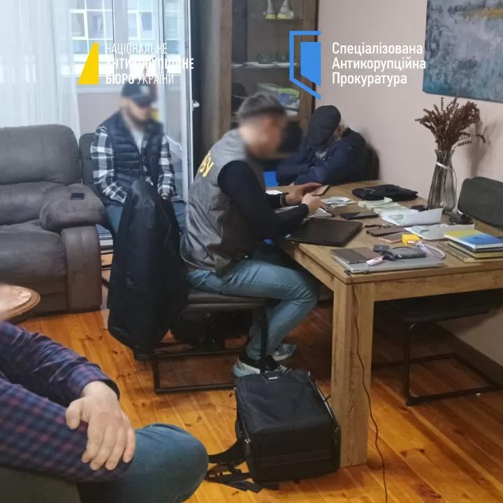 НАБУ проводить слідчі дії в прокурора ОГП / Фото: НАБУ