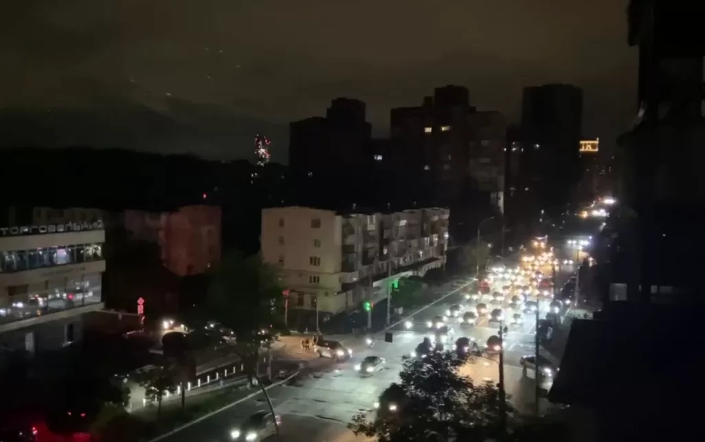 Знеструмлений район біля станції метро "Либідська" / Скриншот