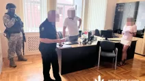 Слідчі дії в рамках розслідування хабарництва у Держпродспоживслужбі / Фото: ДБР