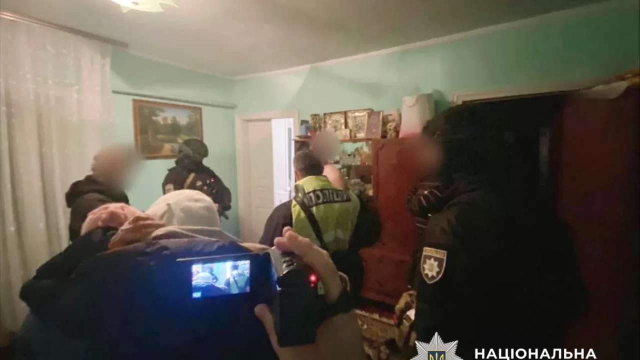 Задержание подозреваемых в похищении военного / Фото: ГУНП в Киевской области