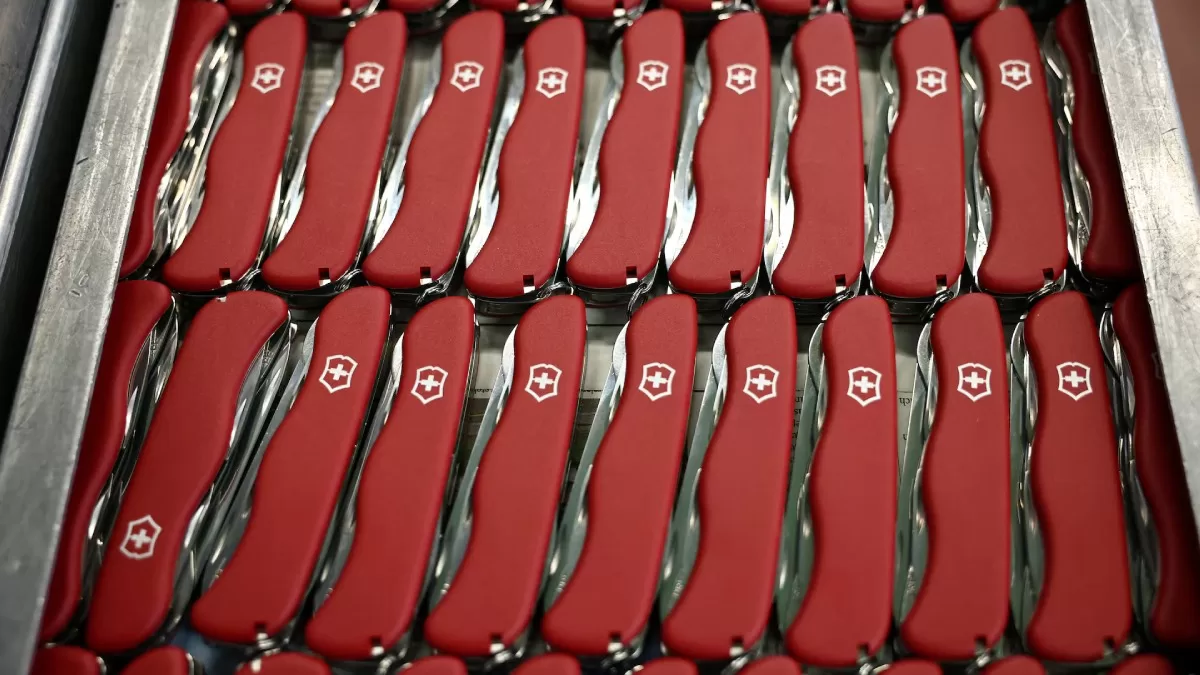 Швейцарські армійські ножі Victorinox / Фото Reuters
