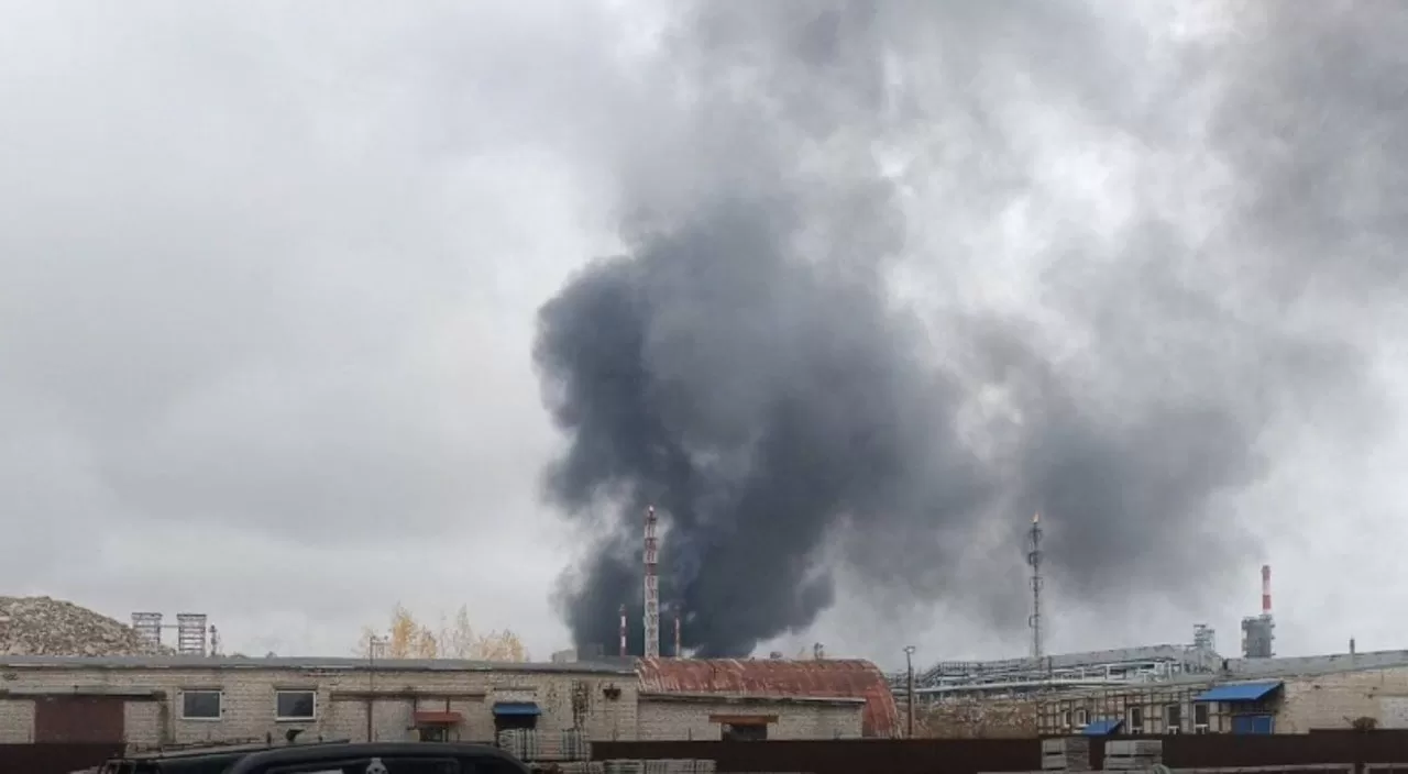 Пожар на НПЗ "Лукойл-Нижегороднефтеоргсинтез" / Фото: Astra