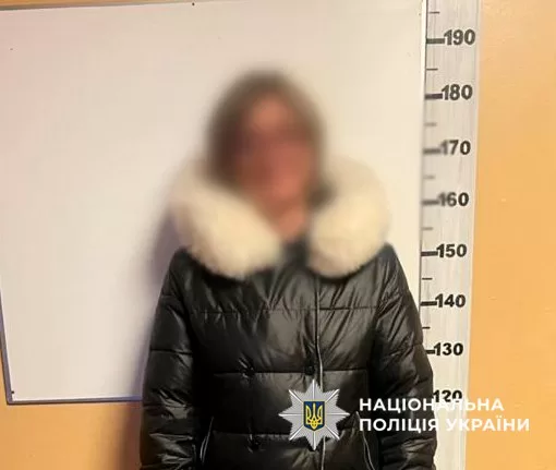Задержанная по подозрению в поджоге квартиры / Фото: Полиция Киева