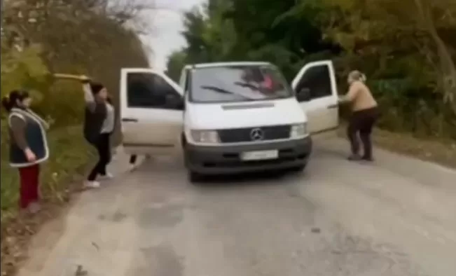 Нападение на автомобиль ТЦК в Хмельницкой области / Скриншот