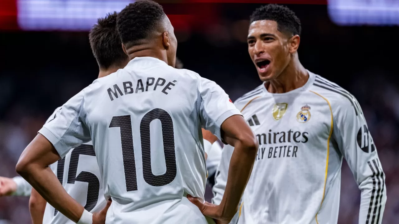 Джуд Беллінгем і Кіліан Мбаппе відзначилися голами за мадридців на "Бернабеу" / Фото: Alberto Gardin/NurPhoto/Shutterstock