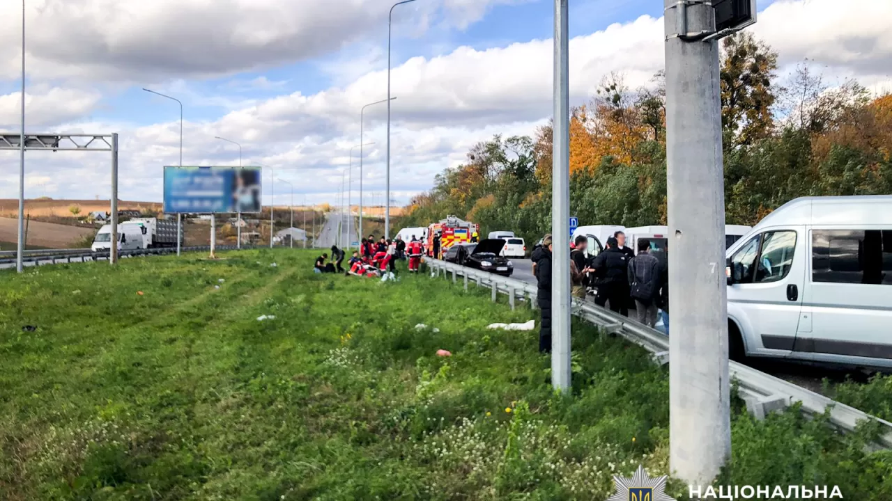 У ДТП під рівним загинула жінка, її чоловік в лікарні / Фото: Поліція Рівненщини