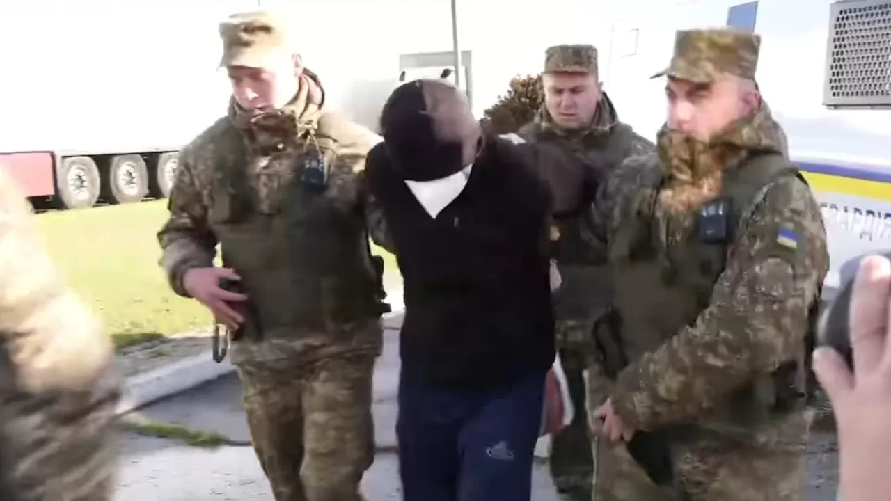 Полонений росіянин постане перед судом у Литві за катування цивільних і військовополонених / Скріншот