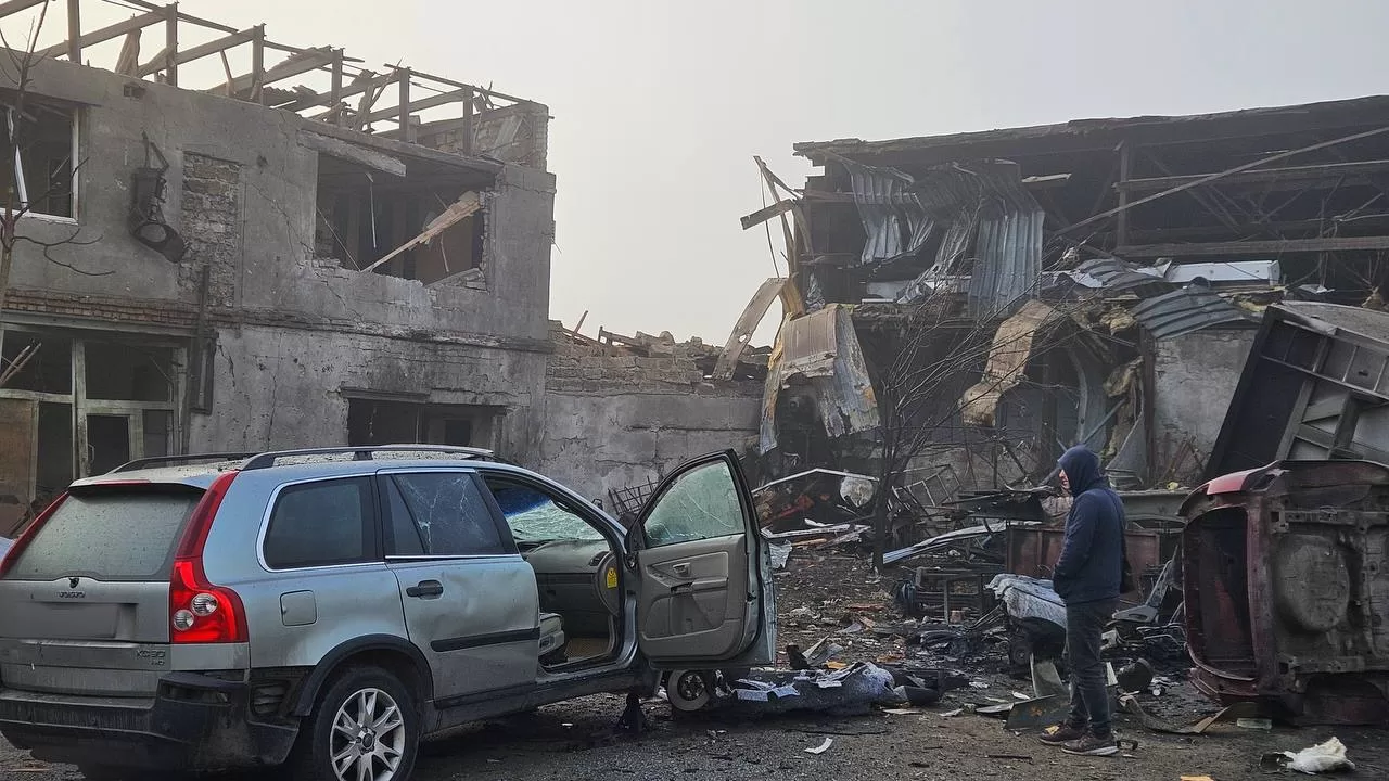 Руйнації після атаки "шахедів" на Миколаїв / Фото: Віталій Кім