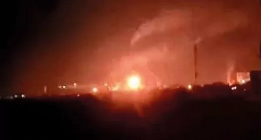 Fire at Saratov Oil Refinery / Screenshot