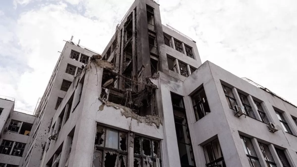 Понівечена будівля Держрому, пам'ятки національного значення / Фото Харківська ОВА