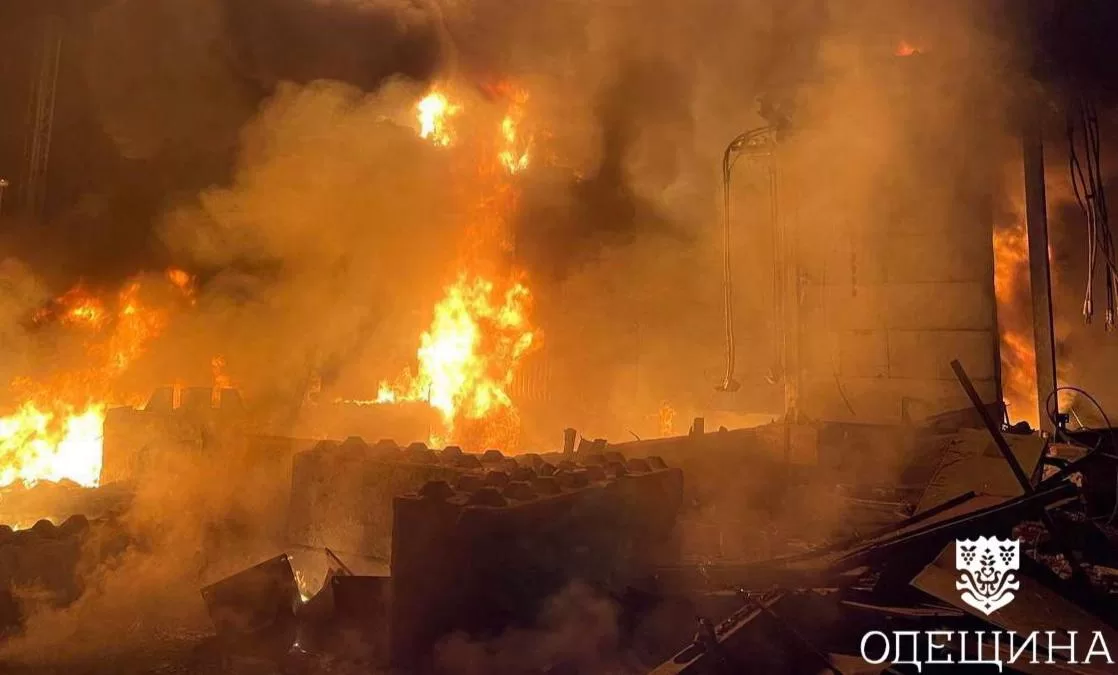 Fire after the shelling of the Odessa region / Photo: Odesa Regional Military Administration