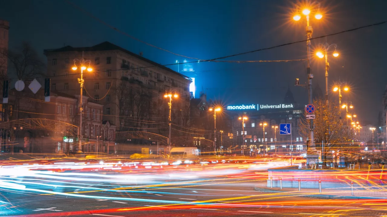 Київ в тумані. 4 листопада 2025 / Фото з X @Stasyadv_