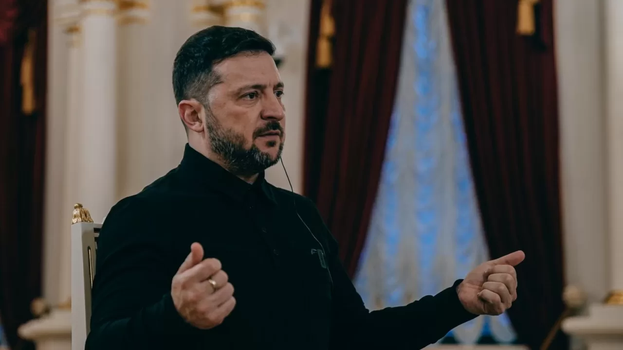 Зеленський під час інтерв'ю для Guardian / Фото: Юлія Кочетова/The Guardian