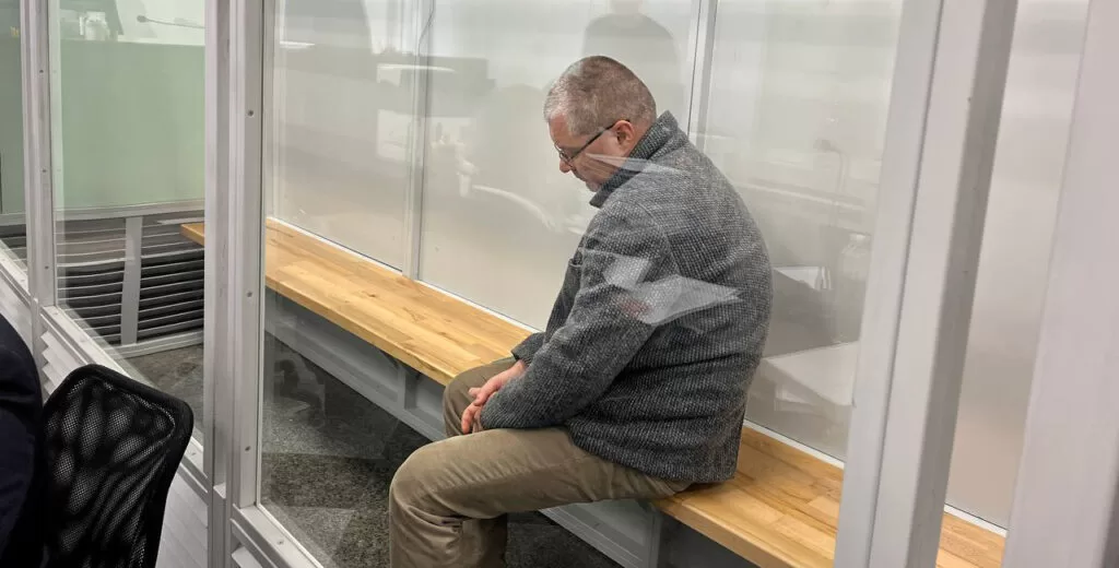 Дмитро Басов в залі суду / Скріншот