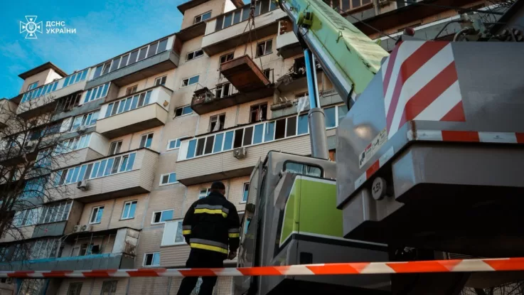 Кількість загиблих внаслідок нічної масованої атаки на Київ зросла до шести