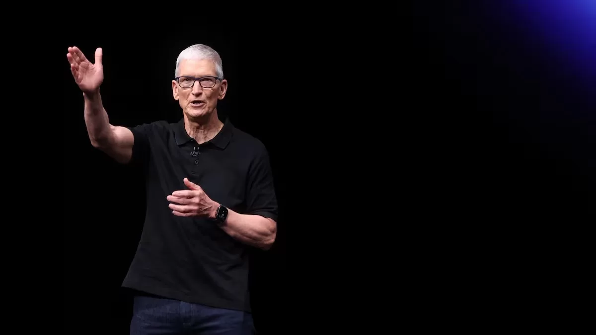 Генеральний директор Apple Тім Кук виступає під час заходу Apple в театрі Стіва Джобса на території кампусу компанії в Купертіно, Каліфорнія, США, 9 вересня 2025 року / Фото Reuters