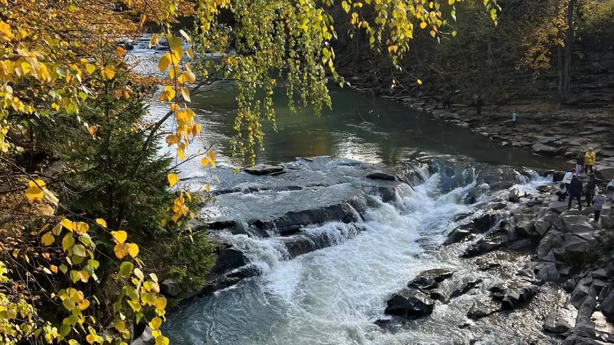 Яремче. Прут. Карпати / Фото з Facebook Larissa Ryzhkova