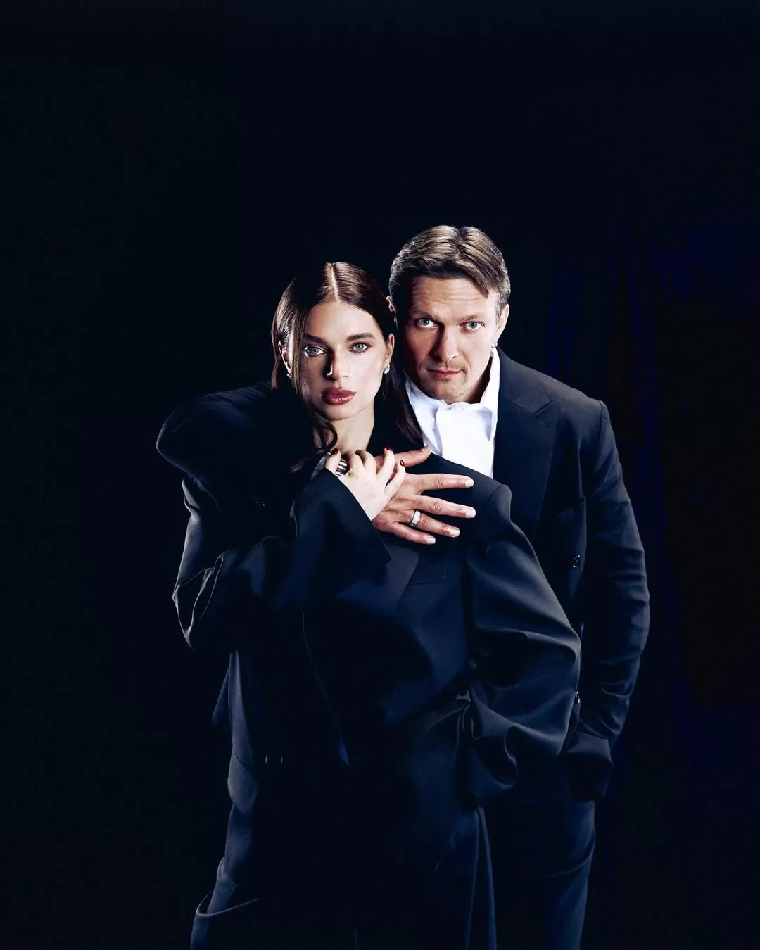 Усик несподівано здивував новим образом у стильній фотосесії разом із дружиною Катериною