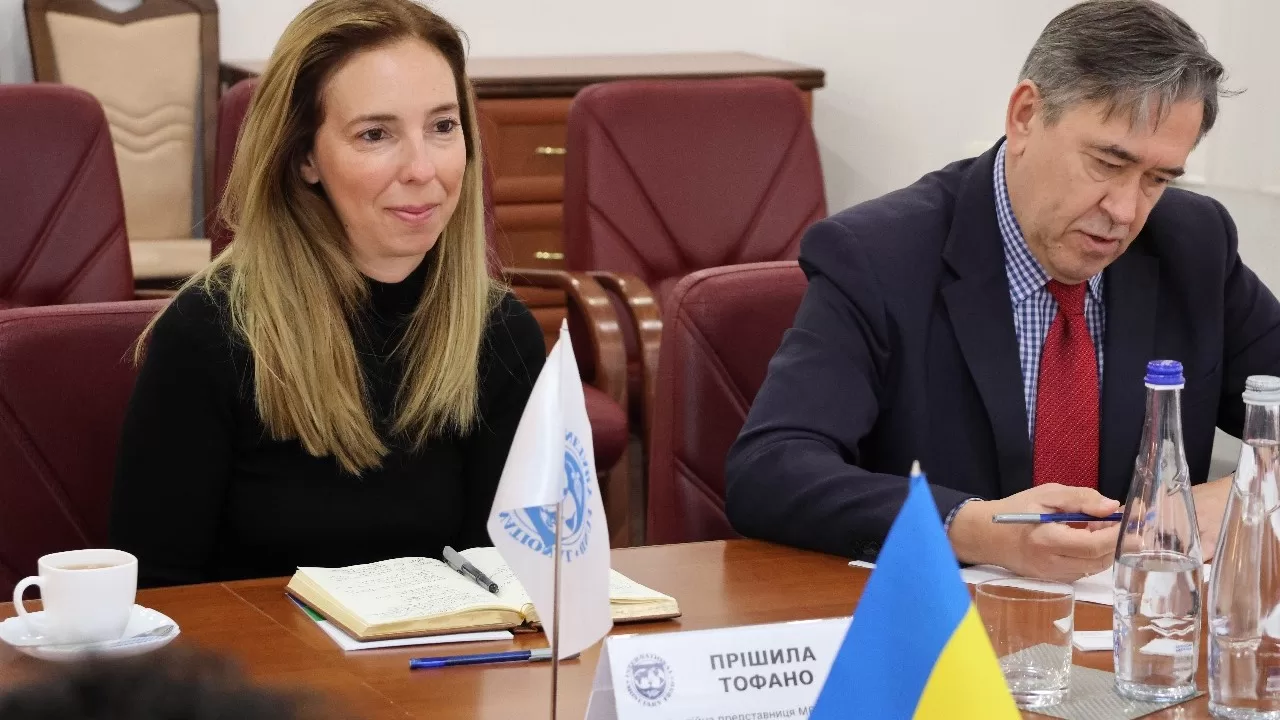 Прішила Тофано на зустрічі у Державній податковій адміністрації / Фото ДПА