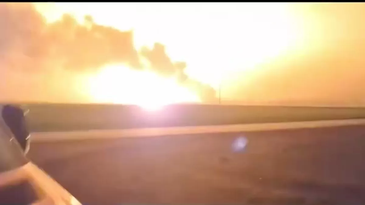 Удар по поселку Лимановка (Панютино) под Лозовой в Харьковской области. Там расположена газокомпрессорная станция / Скриншот видео