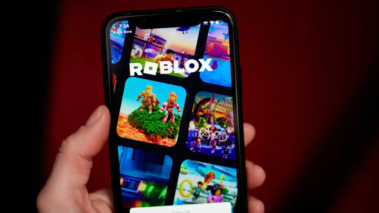 Додаток Roblox для смартфонів / Фото: Bloomberg