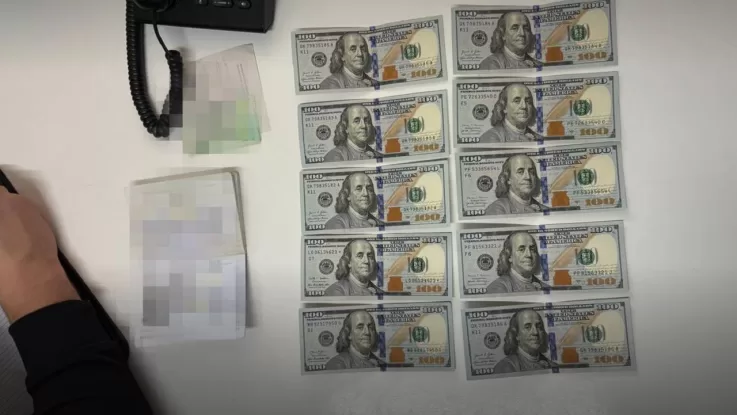 Харків’янин намагався підкупити прикордонника для виїзду за кордон — отримав кримінальне провадження