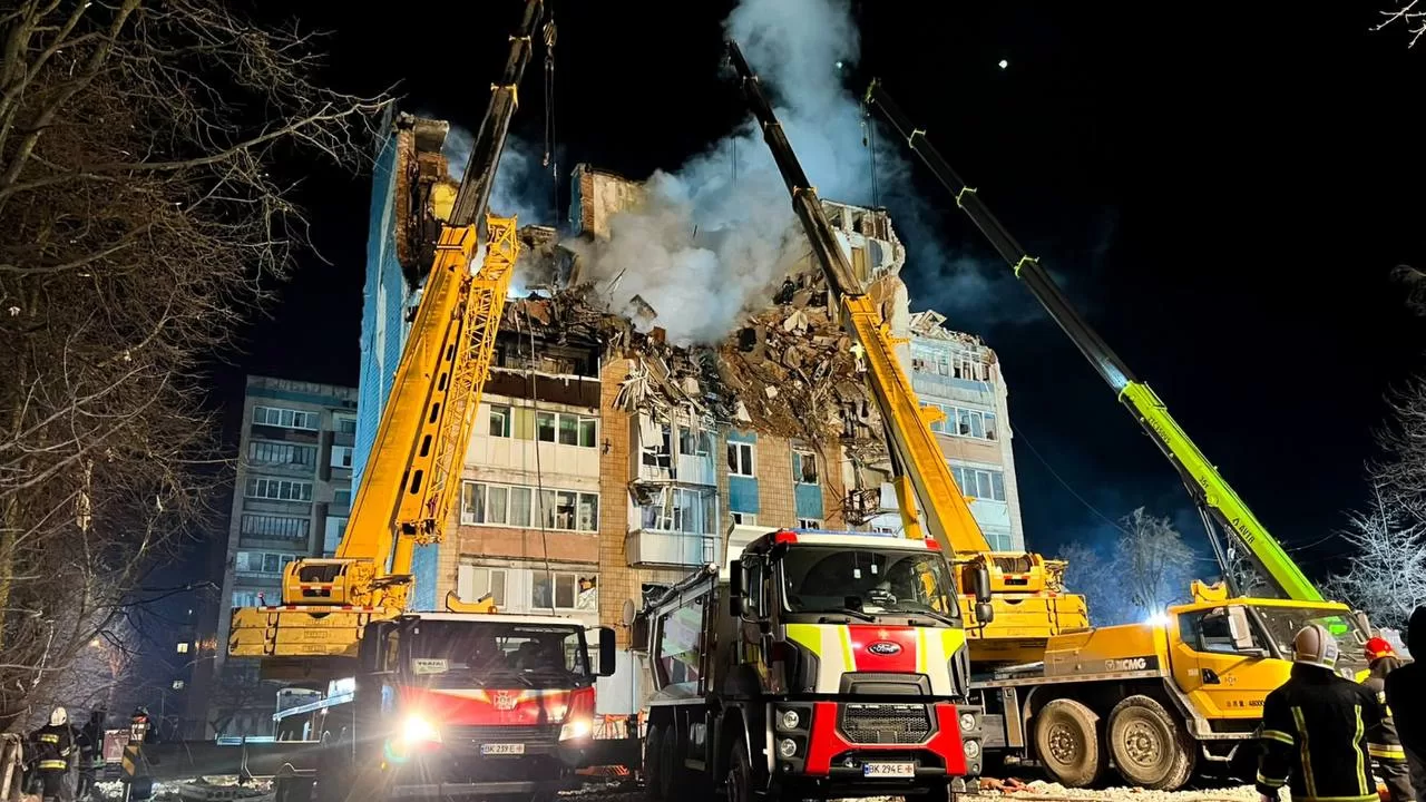 Destroyed house in Ternopil / Photo: State Emergency Service