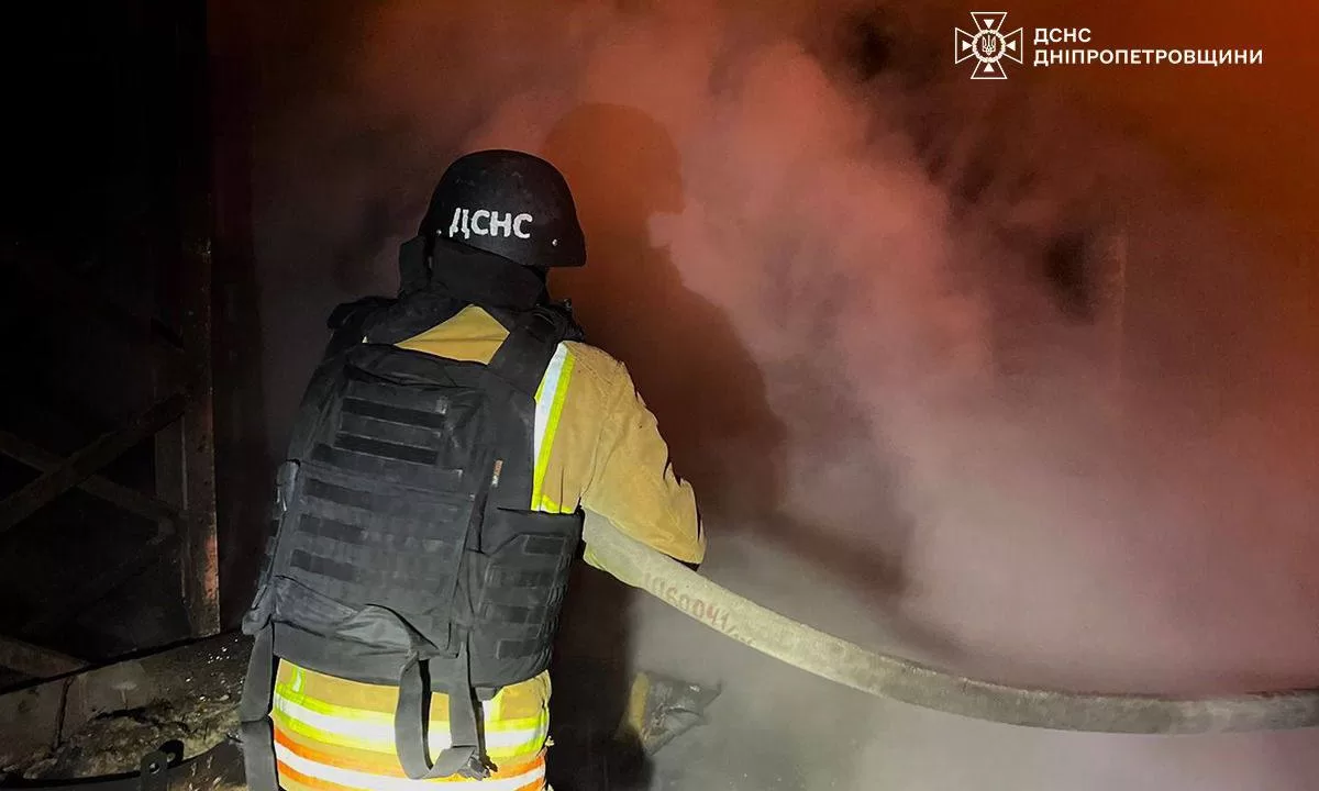 Rescuers from Dnipropetrovsk region at the scene of a fire / Photo illustrative: State Emergency Service