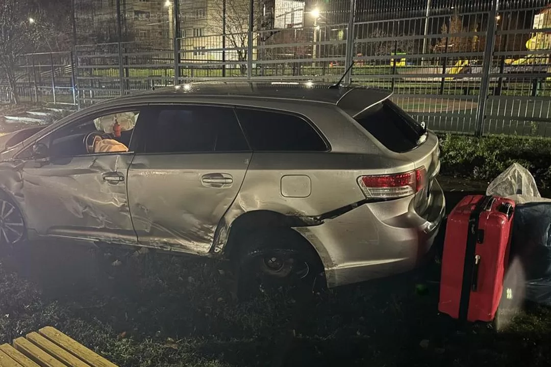 Поврежденный в результате ДТП автомобиль в Харькове / Фото: ГУНП в Харьковской области