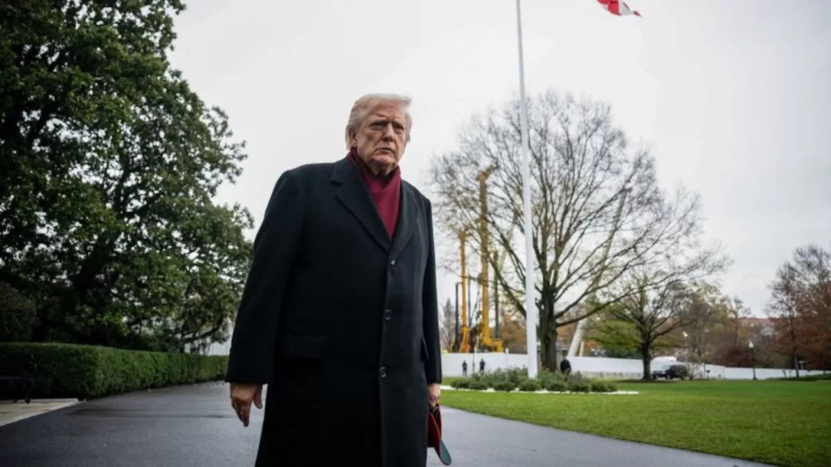 Президент Дональд Трамп на Южной лужайке Белого дома, 22 ноября 2025 года / Фото UPI