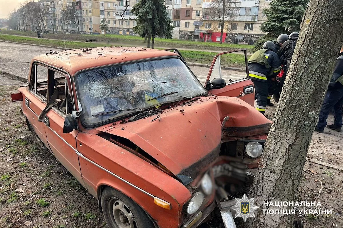 На Нікопольщині двоє загиблих, поранені діти й поліцейські, понад 140 ударів за добу