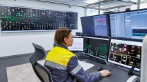 Диспетчер Дніпровських електромереж / Фото: ДТЕК