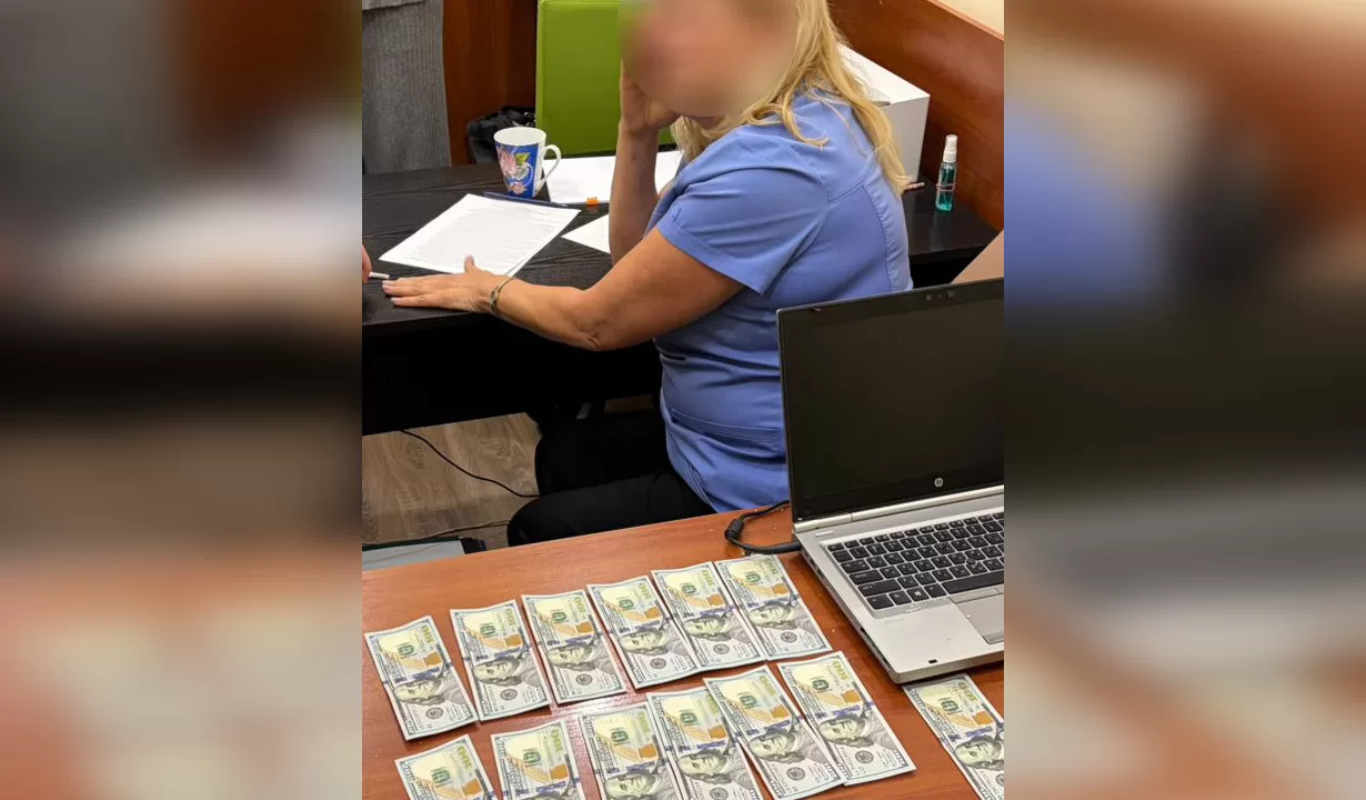 Во Львове на взятке задержали врача / Фото: ГУНП во Львовской области