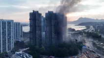 Последствия пожара в Гонконге / Фото: South China Morning Post