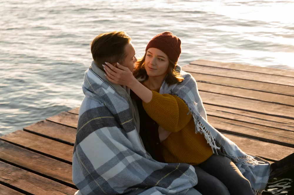 Як підтримувати романтику в довготривалих відносинах | Фото 2