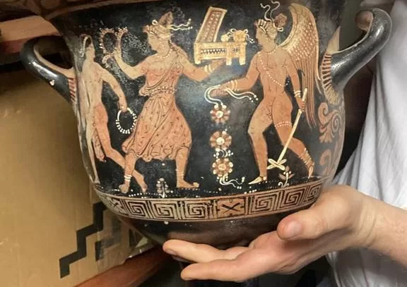 Антикварная ваза / Фото: ГБР