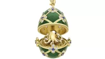 Медальйон Faberge / Фото: 007store