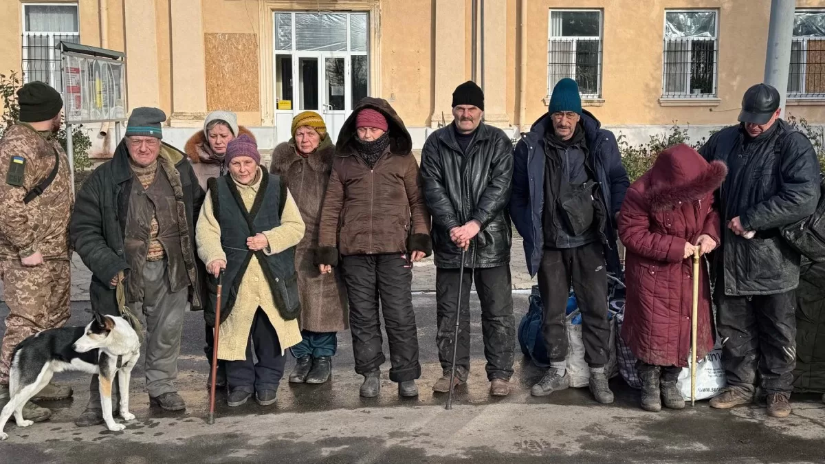 Nine more residents were evacuated from the central part of Kupiansk to Kharkiv / Photo: facebook.com/agrsvit