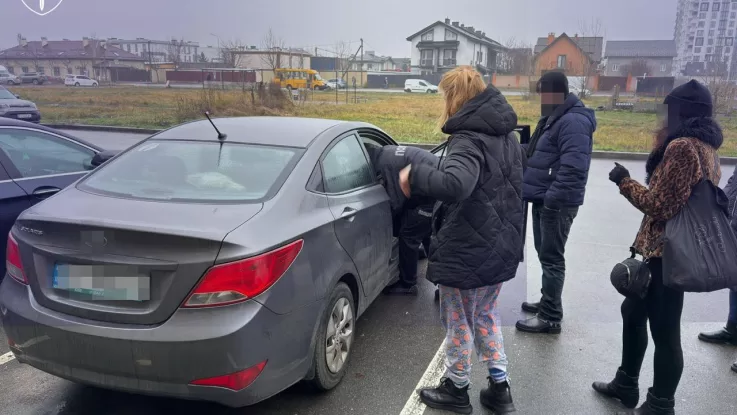 Обыски у организаторов конвертационного центра / Фото: Нацполиция