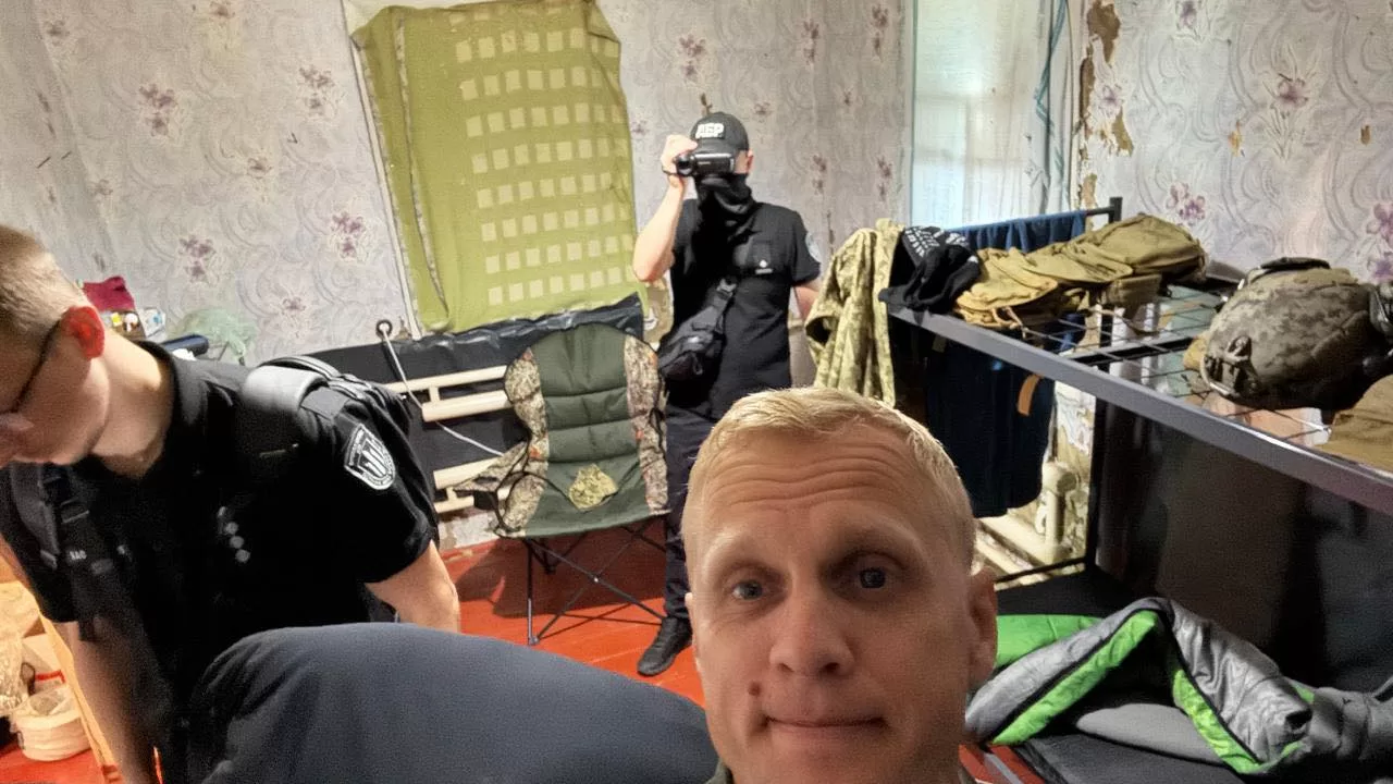 Обыск у Виталия Шабунина / Фото: Vitaliy Shabunin, Facebook