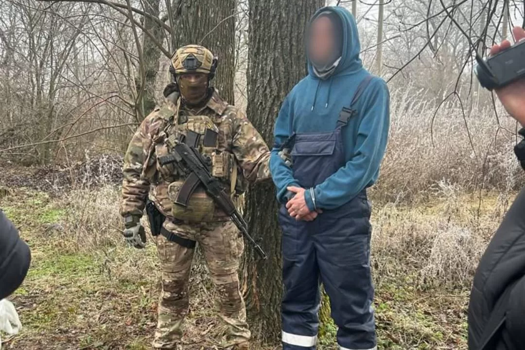 Затриманий за підозрою у вимаганні грошей в підприємця / Фото: ГУНП в Харківській області