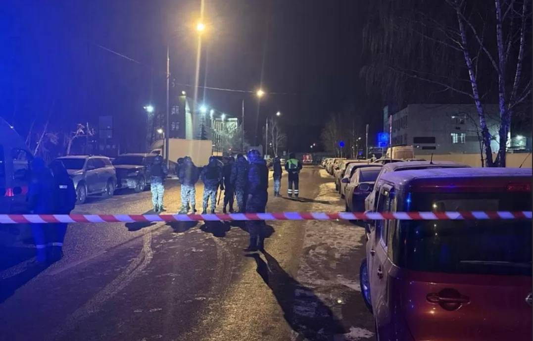 На півдні Москви вибухнув поліцейський автомобіль / Фото з соцмереж