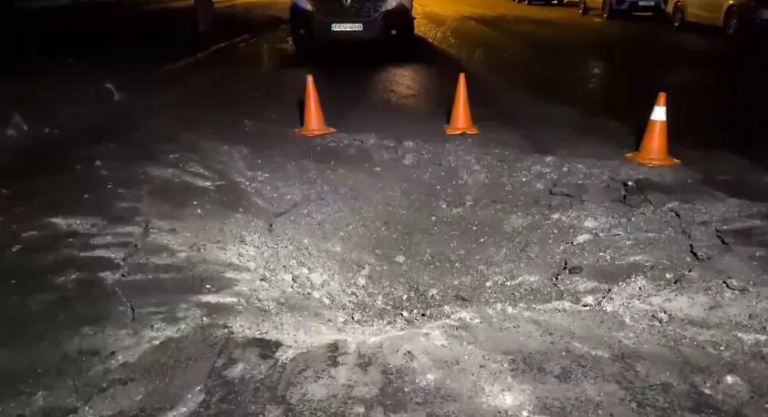 Місце влучання КАБа по вулиці Клочківській у Харкові / Скріншот