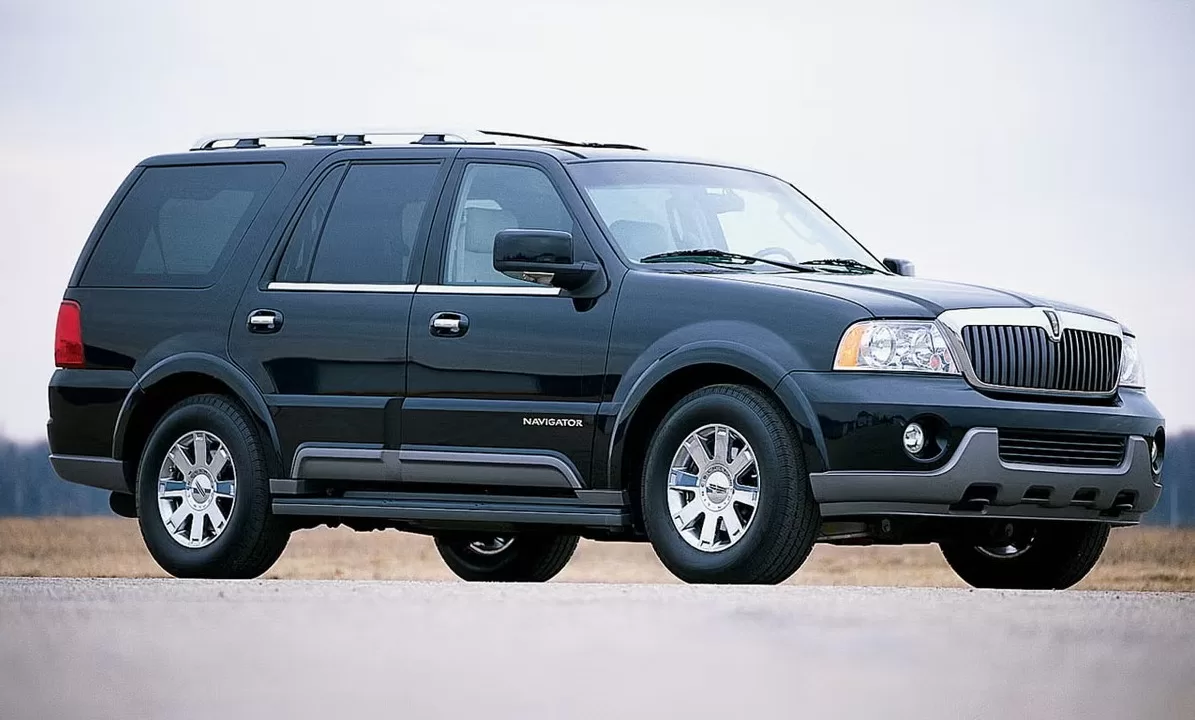 Lincoln Navigator 2003 року випуску / Фото з відкритих джерел