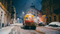 Вагон СХ-002 1954 года, который уже 72 года чистит львовские пути от снега / Фото x.com/Karayim_