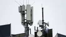 Радіовежа для мобільного зв'язку 5G / Фото: AP