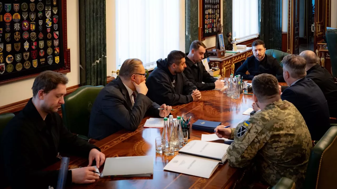 Володимир Зеленський зустрівся з переговорною групою / Фото Офіс президента