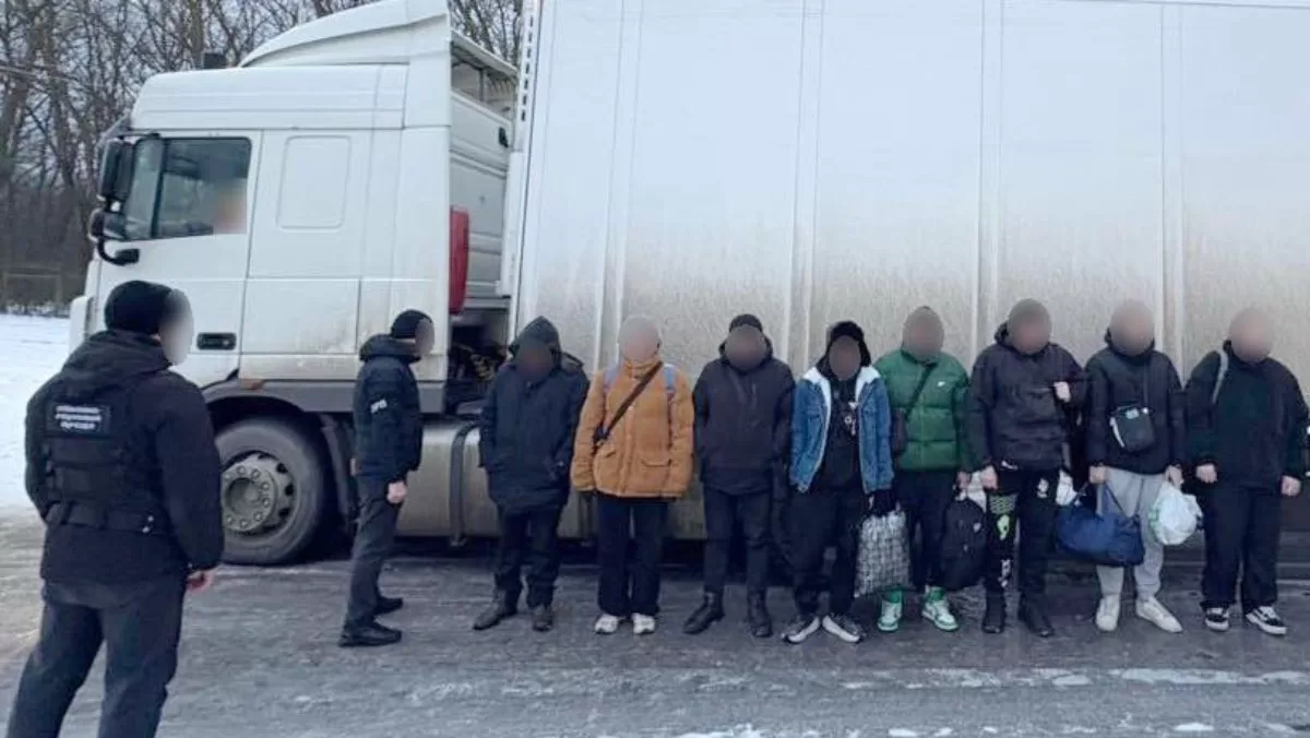 Чоловіків збирали по всій країні – з Києва, Хмельницького та Хотина / Фото ДПСУ