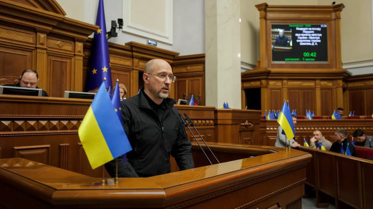 Денис Шмигаль виступає перед парламентарями / Фото t.me/Denys_Smyhal